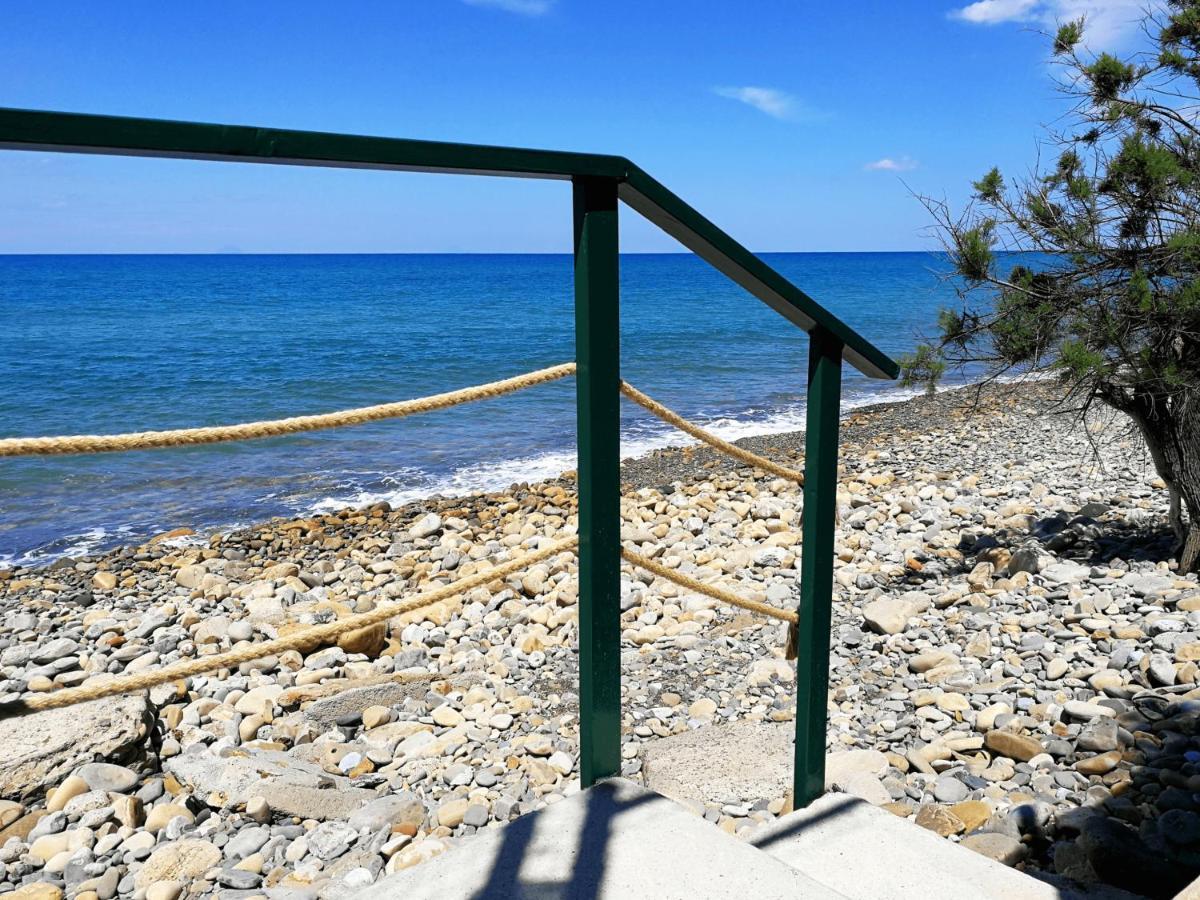 Villa La Plaja Cefalu Bagian luar foto